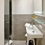 Feldmann Hotell *